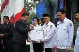 Pemkot-Pontianak raih dua penghargaan bidang hukum dari Kemenkum RI