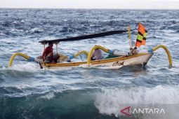BMKG: Siklon Tropis ATSANI picu gelombang tinggi di perairan utara RI