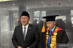 Wakil Ketua DPR menyoroti ketimpangan distribusi guru di daerah