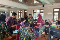 Perkuat promosi sekolah, Dosen Ilmu Komunikasi UMS latih komunikasi persuasif Guru SMK Muhammadiyah 2 Sleman