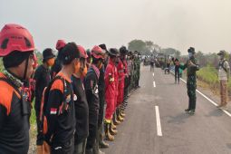 Pimpinan Daerah HSU turun padamkan kebakaran lahan beringin