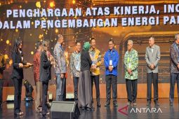 Dukung energi  panas bumi, Bupati Madina raih penghargaan IIGCE 2026