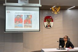 KPK jelaskan alasan sempat periksa Warek Unsoed Kuat dan Noor Farid