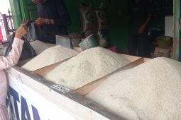 Harga sejumlah bahan pokok di Lebak naik tipis
