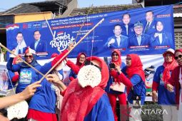 Demokrat Bekasi gelar lomba rakyat
