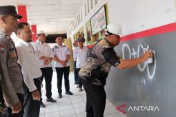 38 sekolah di Rejang Lebong terima program revitalisasi