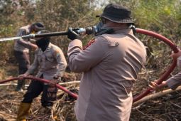 Polres Banjarbaru perkuat pembasahan karhutla di lahan Gambut