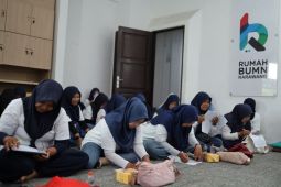 PERURI melatih ibu rumah tangga manfaatkan sampah jadi sumber ekonomi