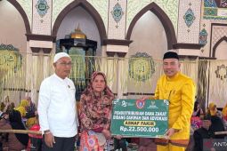 Pemkab Gorontalo Utara serahkan dana zakat untuk dakwah dan advokasi