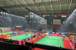 Akhmad Nur Iswin menang telak lawan wakil Inggris di laga badminton internasional