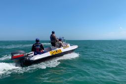Tiga wisatawan hilang di Pantai Karangpapak Garut, SAR lakukan pencarian