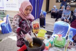 Pemkab Banjar dorong kreasi pangan lokal lewat lomba kue tradisional