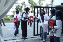 Untag Surabaya sajikan konsumsi sehat bagi mahasiswa baru