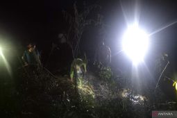 MPA di Jambi kompak padamkan api cegah kebakaran meluas