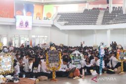Sikajang sambut mahasiswa baru FEB UNJA