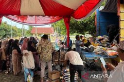 Disdagkop Aceh Timur sediakan 4.500 kilogram beras untuk pasar murah