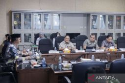 Penerimaan pendapatan diharapkan tidak bebankan masyarakat