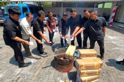 Disdukcapil Garut memusnahkan 13.849 KTP rusak cegah penyalahgunaan