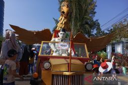 Sebanyak 300 ribu warga Babel saksikan pawai karnaval HUT Ke-81 RI