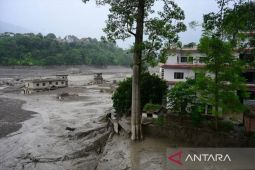 Korban tewas banjir bandang di perbatasan Nepal-China jadi 160 orang