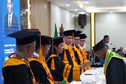 Pemda Mimika ajak lulusan STKIP Hermon bangun pendidikan