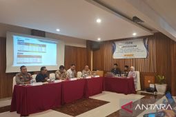 Serapan beras Bulog Kalbar capai 100 persen dari target 5.100 ton