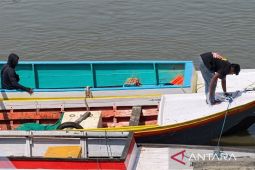 DKP Kaltim dampingi nelayan PPI Manggar penuhi dokumen  izin ruang laut