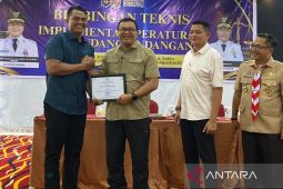 Pemdes Sambirejo Timur raih peringkat I pelayanan terbanyak Program Paten Kali