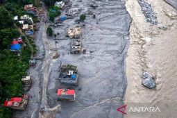 Jumlah korban banjir dan longsor di Nepal capai 623 orang