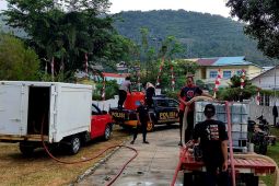 Pemkab Anambas salurkan air bersih gratis kepada warga