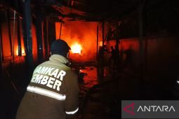 Kantor Taman Nasional Meru Betiri di Jember terbakar