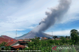 Enam gunung erupsi bersamaan, begini penjelasan PVMBG
