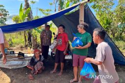 PMI Bangka Barat salurkan sembako ke warga Flores terdampak gempa