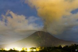 Sinabung Siaga , Pemkab Karo evakuasi warga dua desa