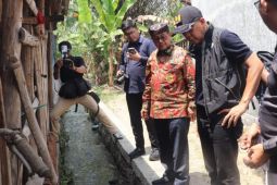 Bupati Cirebon memastikan musim kemarau tak ganggu irigasi pertanian