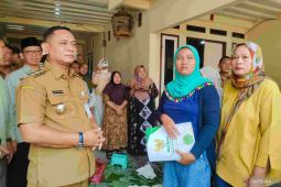 Pemkab Bekasi bantu keluarga korban insiden ledakan gas bocor