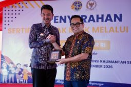 Bupati Saidi sambut baik puluhan warga terima sertifikat tanah MBR