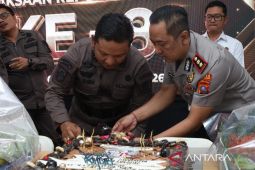 Kapolres Tapsel beri kejutan HUT Kejaksaan, apresiasi Kajari dan perkuat sinergi
