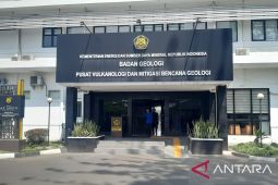 Enam gunung Erupsi bersamaan di Indonesia: PVMBG Pastikan tidak saling memicu