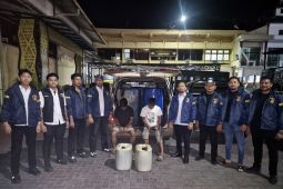 Polisi tangkap mobil angkut 600 liter BBM solar subsidi di Banda Aceh