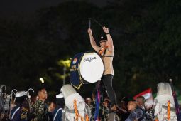 Kadindik Jatim naik "bass drum" saat Apel Pramuka HUT ke-65