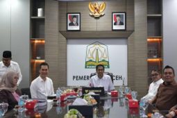 Mualem pimpin RUPSLB Bank Aceh, jabatan direksi disesuaikan