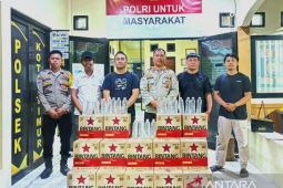 Polisi sita ratusan botol minuman beralkohol di Kota Gorontalo