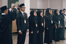 Kepala Biro SDM Kemenag lantik pejabat fungsional dan dosen asisten ahli di UIN Walisongo