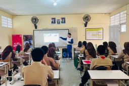 Astra Motor Kalbar edukasi siswa SMKN 7 Pontianak tentang keselamatan berkendara