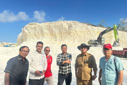 Pansus TRAP DPRD Bali tutup sementara tambang di Kampial-Nusa Dua