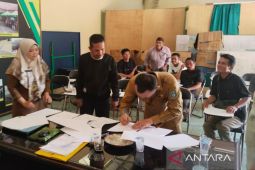 Pemkab Bangka Barat fasilitasi penyediaan pakan sapi musim kemarau
