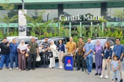 Suzuki Indomobil resmi serahkan perdana Suzuki XL7 di Medan