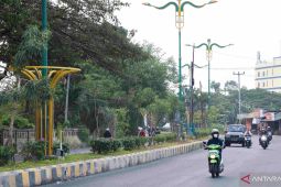 Pemkab Bekasi lanjutkan pembangunan Taman Median Jalan Inspeksi Kalimalang
