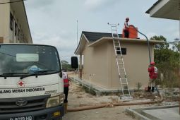 PMI Bangka distribusi air bersih ke sekolah